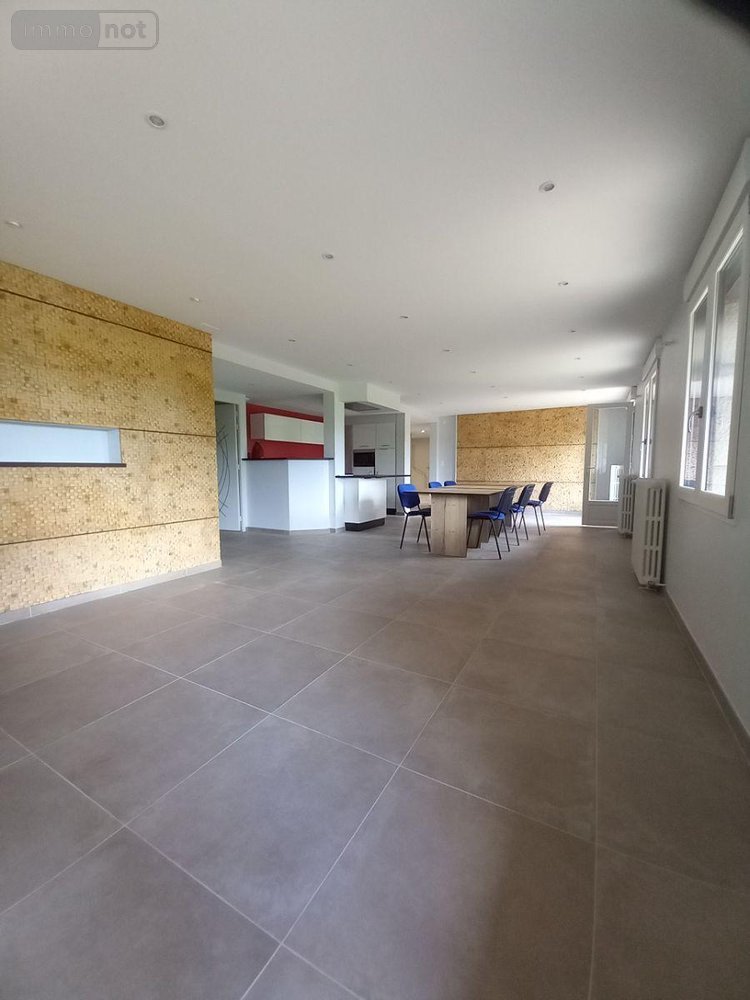 Maison a vendre Fougères 35300 Ille-et-Vilaine 256 m2 7 pièces 488600 euros