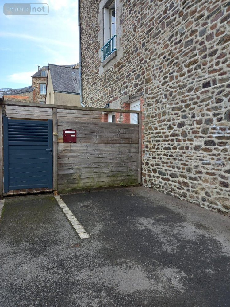 Location appartement Fougères 35300 Ille-et-Vilaine 53 m2 2 pièces 555 euros