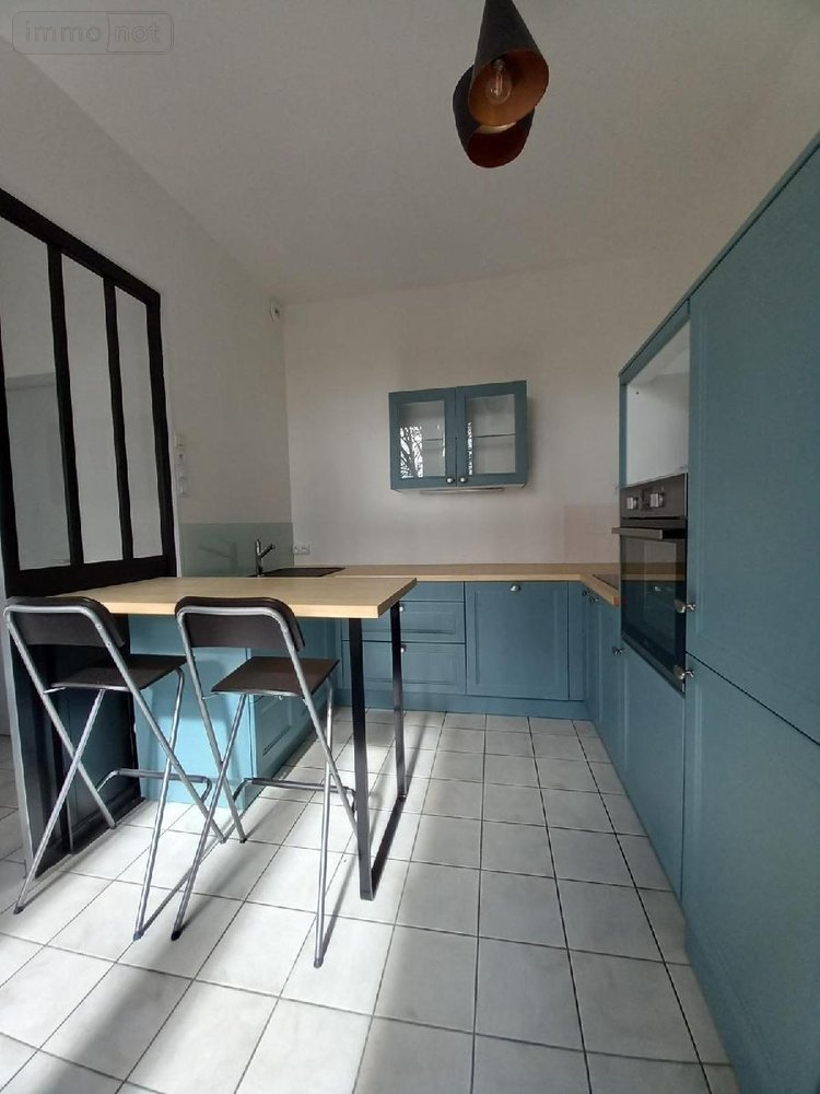 Location appartement Fougères 35300 Ille-et-Vilaine 90 m2 4 pièces 920 euros