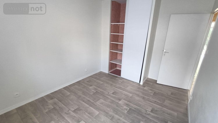 Location appartement Bruz 35170 Ille-et-Vilaine 79 m2 5 pièces 975 euros