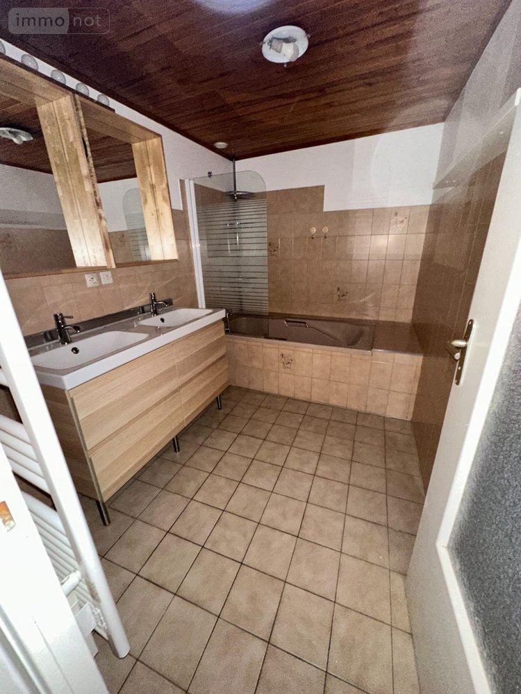 Location maison Sizun 29450 Finistère 94 m2 4 pièces 715 euros