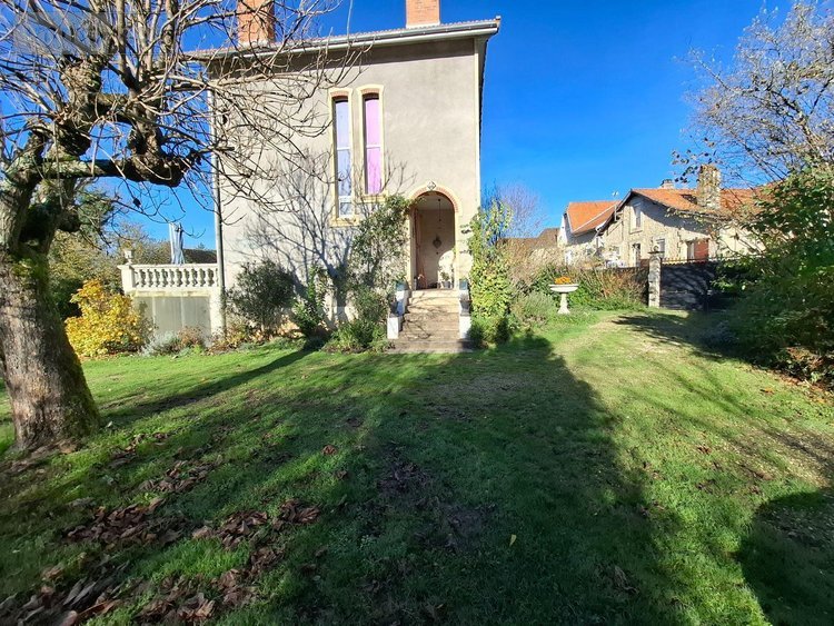 Maison a vendre Le Bugue 24260 Dordogne 111 m2  261000 euros