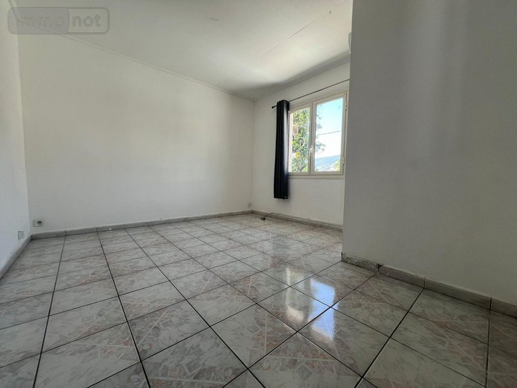 Maison a vendre Sainte-Clotilde 97490 Réunion 95 m2 4 pièces 275000 euros