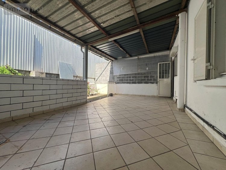 Maison a vendre Sainte-Clotilde 97490 Réunion 95 m2 4 pièces 282000 euros