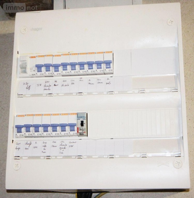 Maison a vendre Najac 12270 Aveyron 198 m2 8 pièces 194000 euros