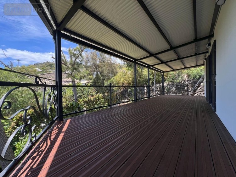 Maison a vendre La-Montagne 97417 Réunion 96 m2 4 pièces 431600 euros