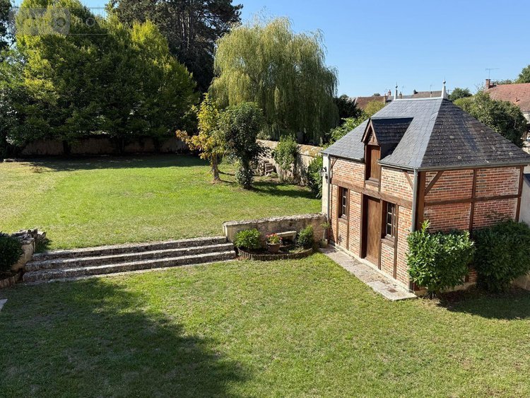 Maison a vendre Lignières 18160 Cher 265 m2 9 pièces 274800 euros