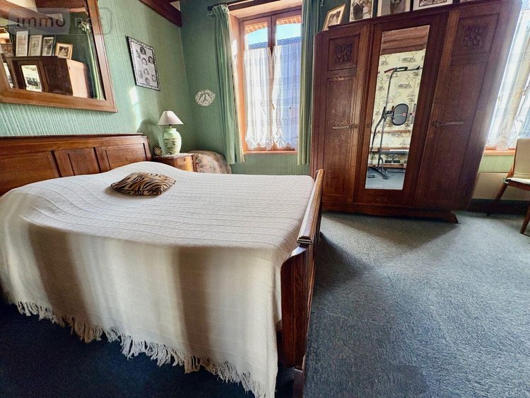 Maison a vendre Selles-Saint-Denis 41300 Loir-et-Cher 180 m2 9 pièces 284580 euros