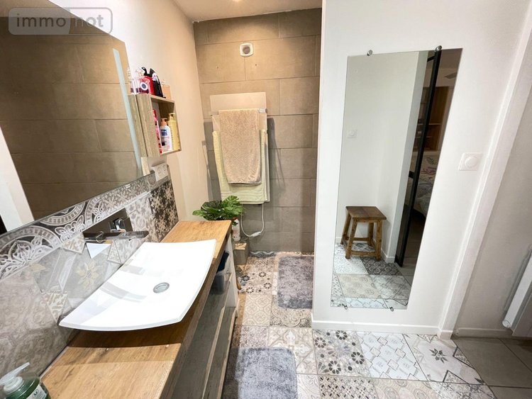 Maison a vendre Valensole 04210 Alpes-de-Haute-Provence 123 m2 4 pièces 241800 euros