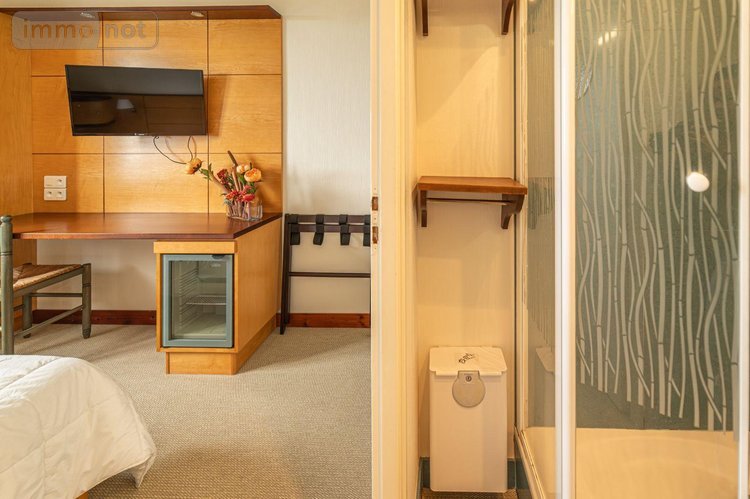 propriete a vendre Plougasnou 29630 Finistère 400 m2 20 pièces 1150000 euros