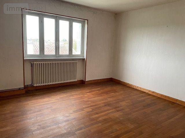 Maison a vendre Saint-Junien 87200 Haute-Vienne 161 m2 7 pièces 148800 euros