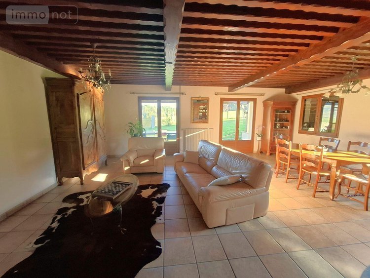 Maison a vendre Bertignat 63480 Puy-de-Dôme 152 m2 8 pièces 211000 euros