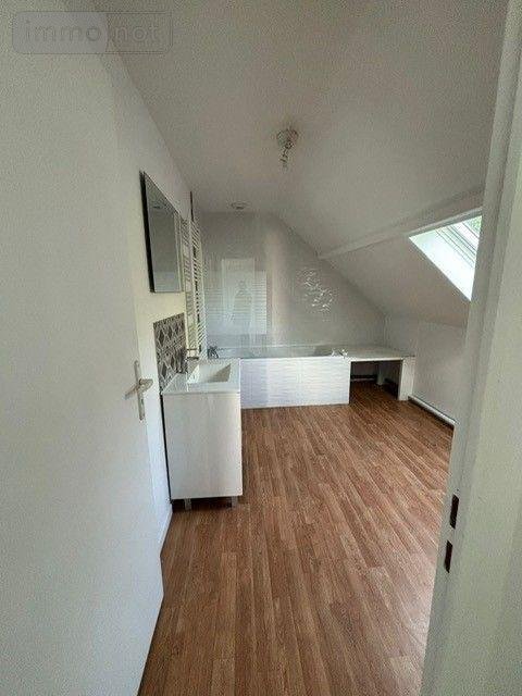 Location maison Lestrem 62136 Pas-de-Calais 111 m2 5 pièces 987 euros