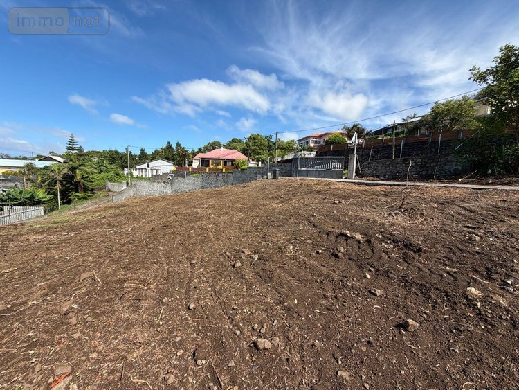 Terrain a batir a vendre Les Avirons 97425 Réunion 1507 m2  118100 euros