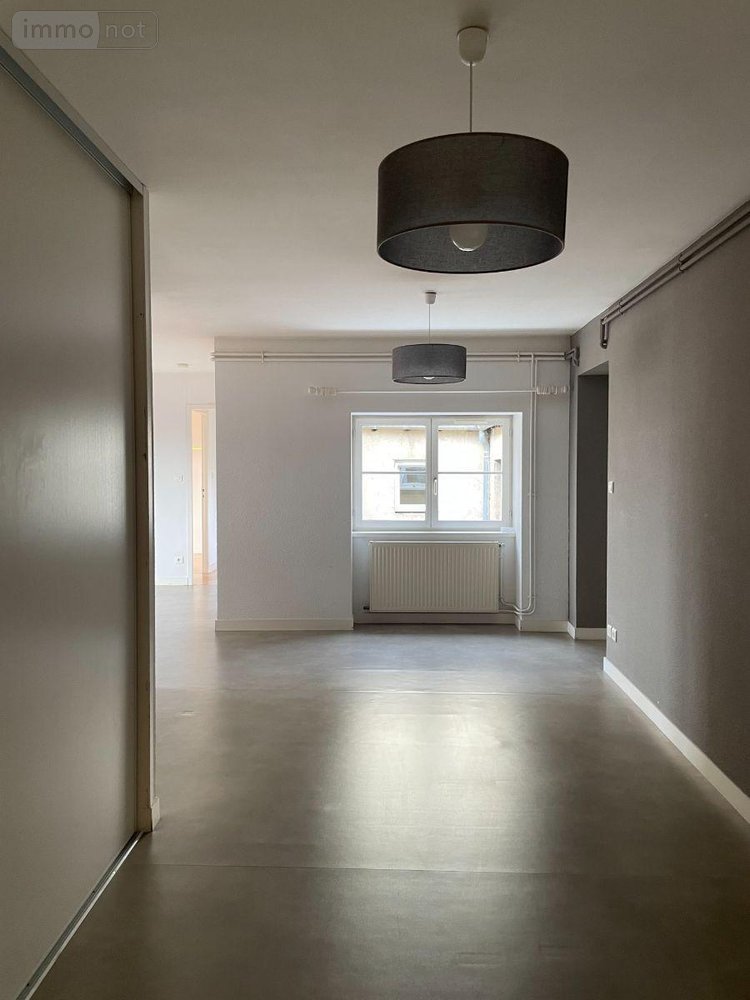 Location appartement Mâcon 71000 Saône-et-Loire 96 m2 4 pièces 860 euros