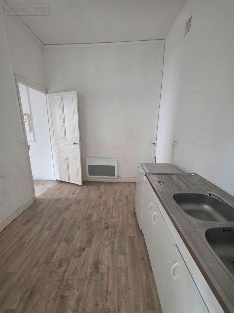 Immeuble a vendre Angers 49000 Maine-et-Loire 242 m2  572000 euros
