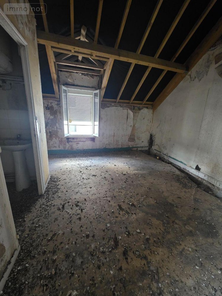 Immeuble a vendre Angers 49000 Maine-et-Loire 242 m2  572000 euros