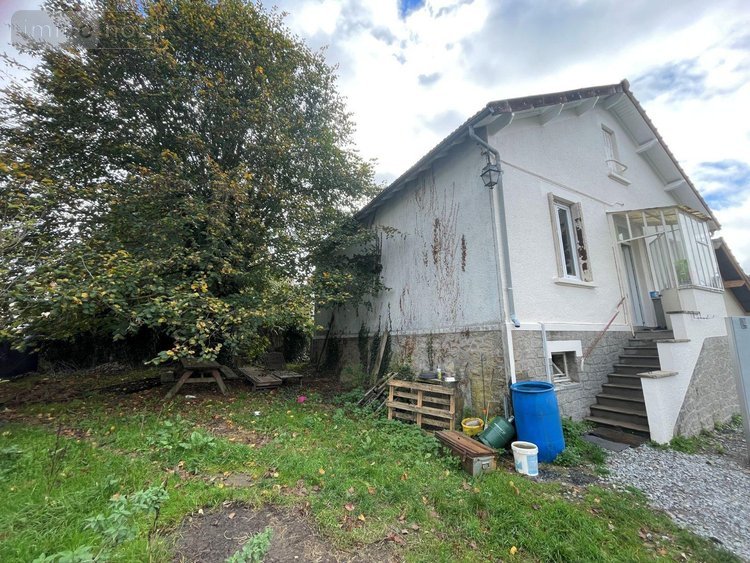 Maison a vendre Bessines-sur-Gartempe 87250 Haute-Vienne 113 m2 5 pièces 122108 euros