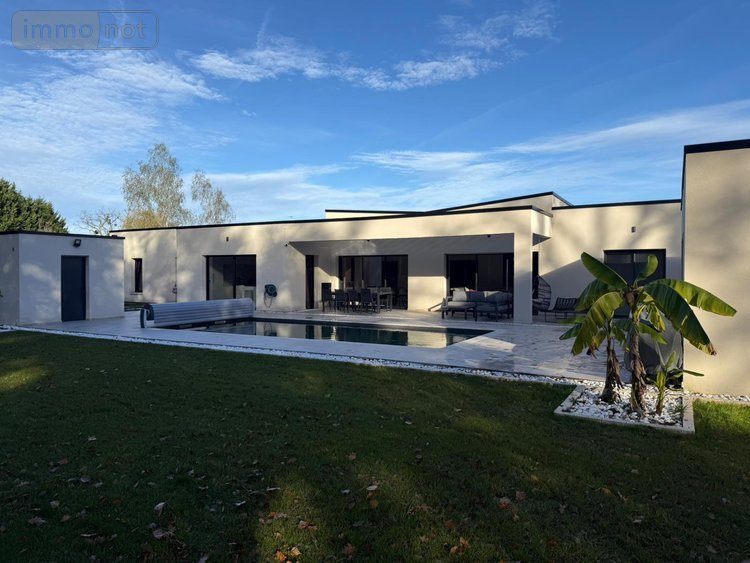 Maison a vendre Romorantin-Lanthenay 41200 Loir-et-Cher 228 m2 6 pièces 611320 euros