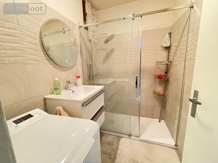 Appartement a vendre Manosque 04100 Alpes-de-Haute-Provence 56 m2 3 pièces 101400 euros