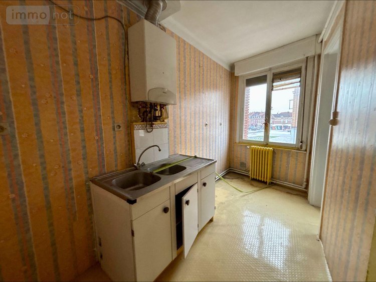 Immeuble a vendre Estaires 59940 Nord 220 m2  179180 euros