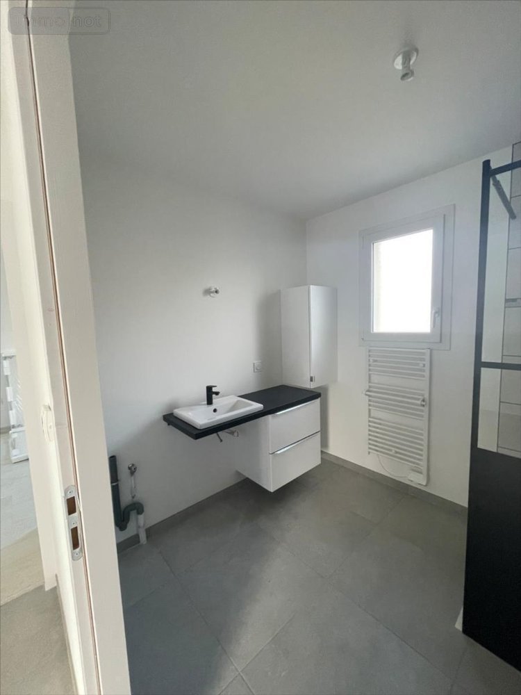 Location maison Les Herbiers 85500 Vendée 63 m2 3 pièces 790 euros