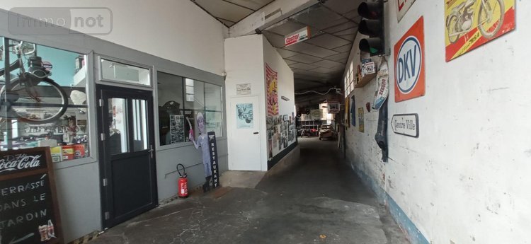 Fonds et murs commerciaux a vendre Langres 52200 Haute-Marne 100 m2  441500 euros