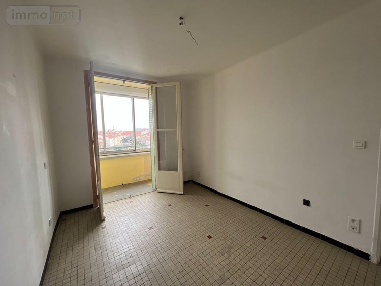 Appartement a vendre Perpignan 66000 Pyrénées-Orientales 59 m2 3 pièces 68000 euros