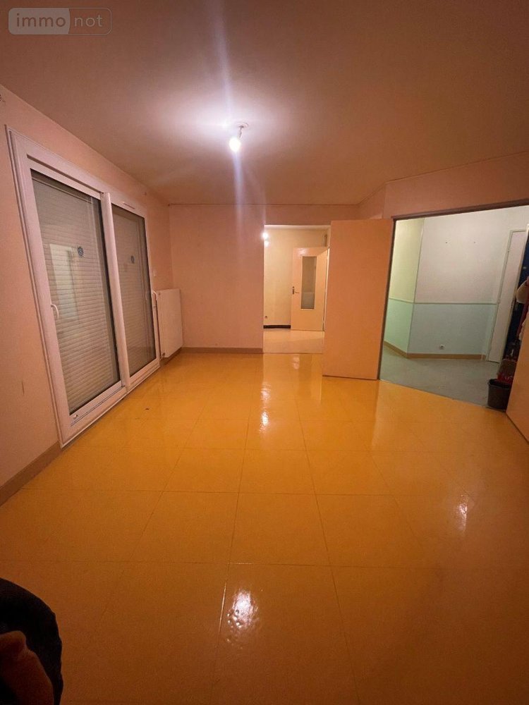 Appartement a vendre Chinon 37500 Indre-et-Loire 70 m2 3 pièces 95400 euros