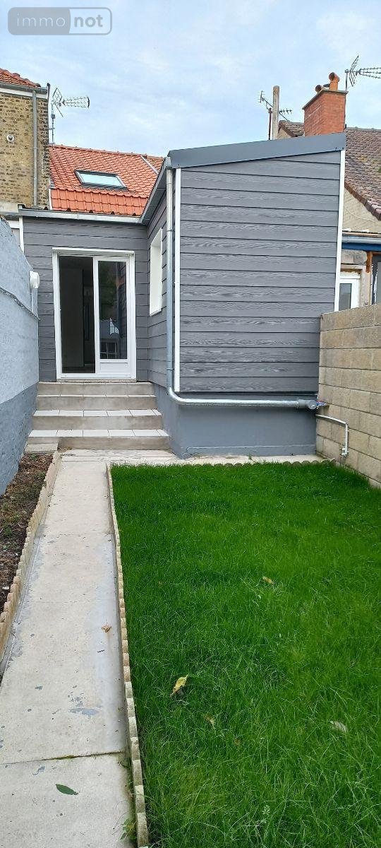 Location maison Bourbourg 59630 Nord 58 m2 3 pièces 697 euros