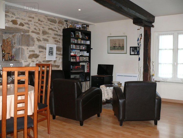 Immeuble a vendre Dinan 22100 Côtes-d'Armor 70 m2  280530 euros