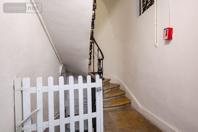 Immeuble a vendre Bordeaux 33000 Gironde 298 m2  580000 euros