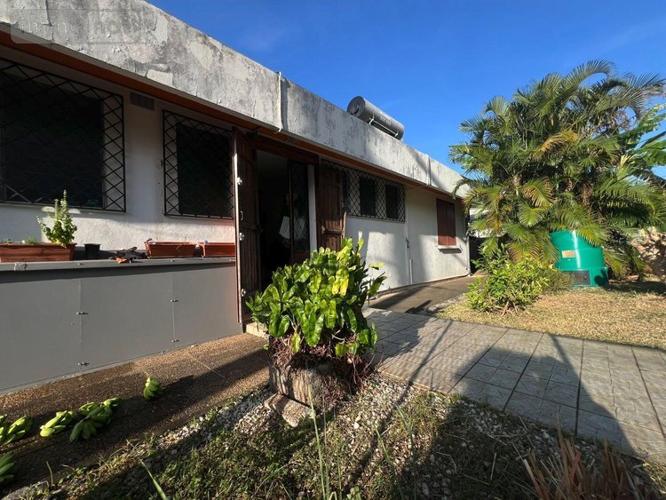 Maison a vendre Saint-Denis 97400 Réunion 198 m2 8 pièces 540800 euros