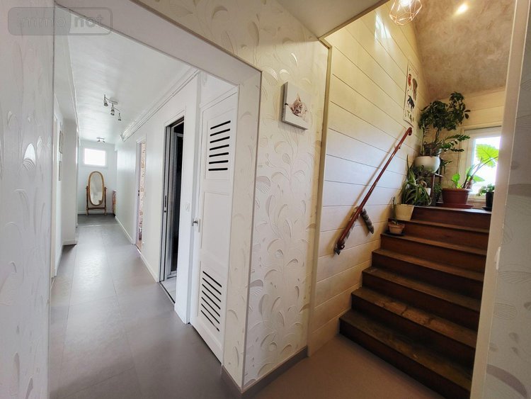 Immeuble a vendre Ussel 19200 Corrèze 273 m2  198500 euros