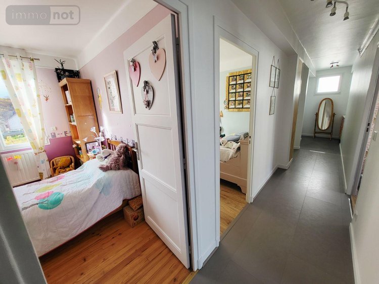 Immeuble a vendre Ussel 19200 Corrèze 273 m2  198500 euros