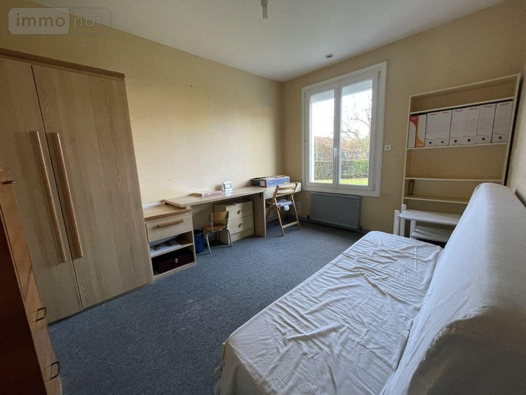 Maison a vendre Nueil-les-Aubiers 79250 Deux-Sèvres 106 m2 6 pièces 158250 euros