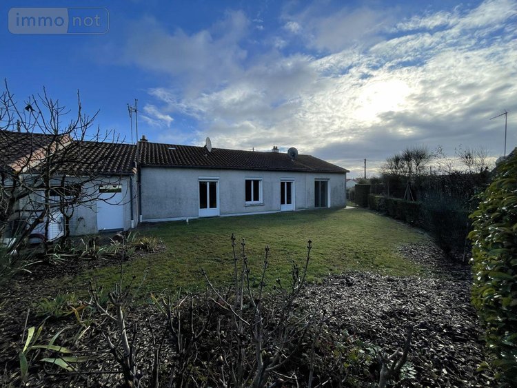 Maison a vendre Nueil-les-Aubiers 79250 Deux-Sèvres 106 m2 6 pièces 158250 euros