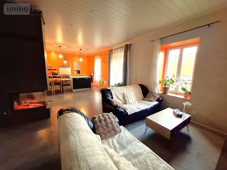 Maison a vendre Sauxillanges 63490 Puy-de-Dôme 151 m2 6 pièces 309750 euros