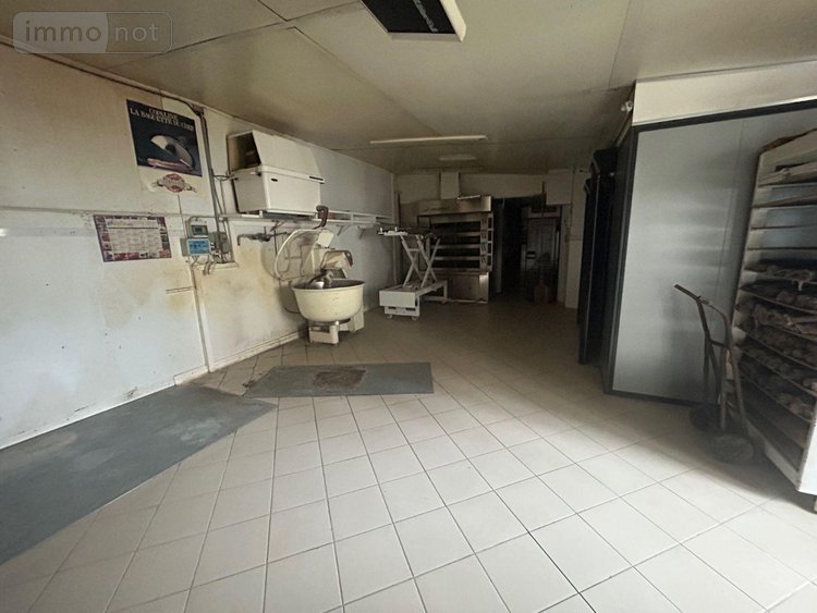 Immeuble a vendre Mauriac 15200 Cantal  84800 euros