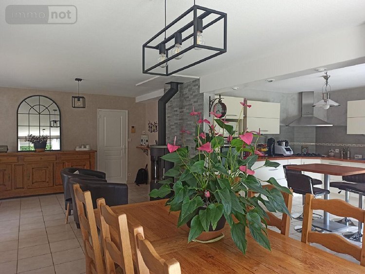 Maison a vendre La Chapelle-aux-Filtzméens 35190 Ille-et-Vilaine 136 m2 6 pièces 291200 euros