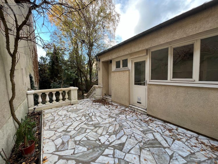 Maison a vendre Châteauroux 36000 Indre 210 m2 7 pièces 170080 euros