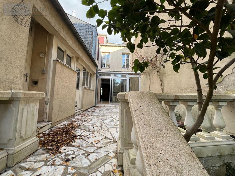 Maison a vendre Châteauroux 36000 Indre 210 m2 7 pièces 170080 euros