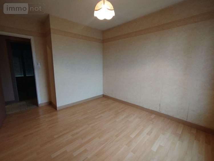 Appartement a vendre Allonnes 72700 Sarthe 68 m2 4 pièces 73500 euros