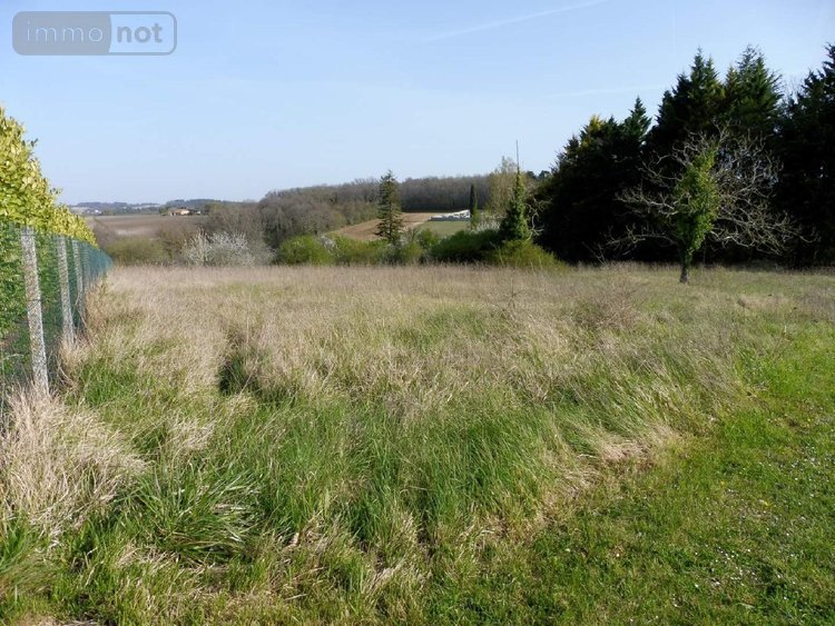Terrain a batir a vendre Les Essards 16210 Charente 2929 m2  25503 euros