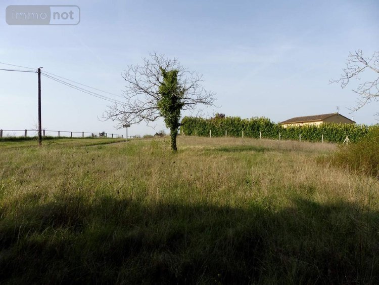 Terrain a batir a vendre Les Essards 16210 Charente 2929 m2  25503 euros