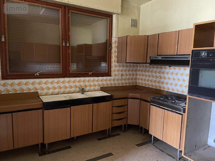 Maison a vendre Javerlhac et la Chapelle Saint Robert 24300 Dordogne 300 m2 7 pièces 254400 euros