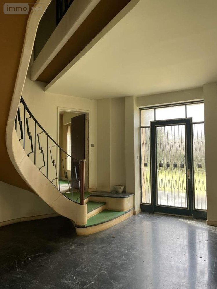 Maison a vendre Javerlhac et la Chapelle Saint Robert 24300 Dordogne 300 m2 7 pièces 254400 euros