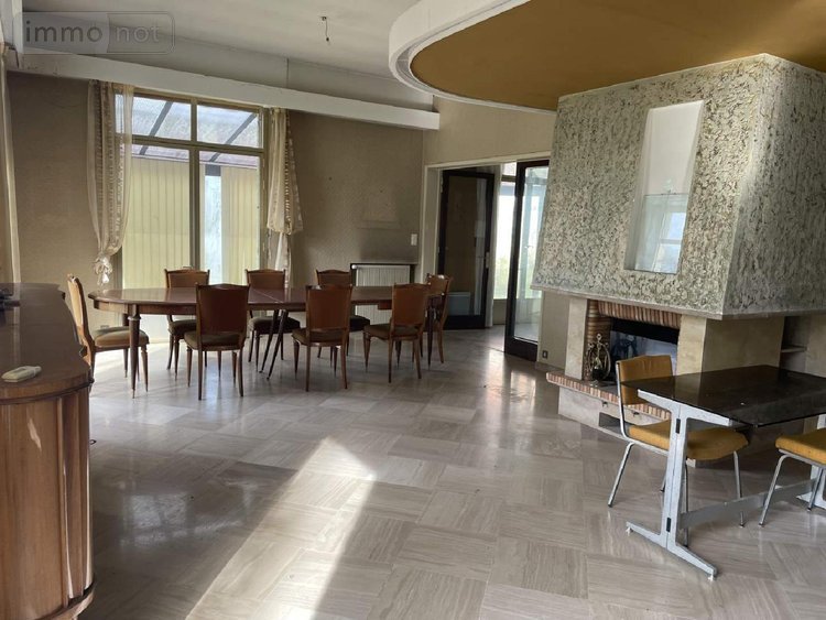 Maison a vendre Javerlhac et la Chapelle Saint Robert 24300 Dordogne 300 m2 7 pièces 254400 euros