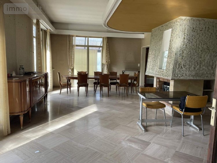 Maison a vendre Javerlhac et la Chapelle Saint Robert 24300 Dordogne 300 m2 7 pièces 254400 euros