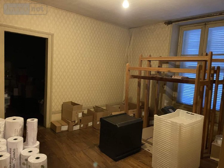 Immeuble a vendre Javerlhac et la Chapelle Saint Robert 24300 Dordogne 306 m2  192600 euros